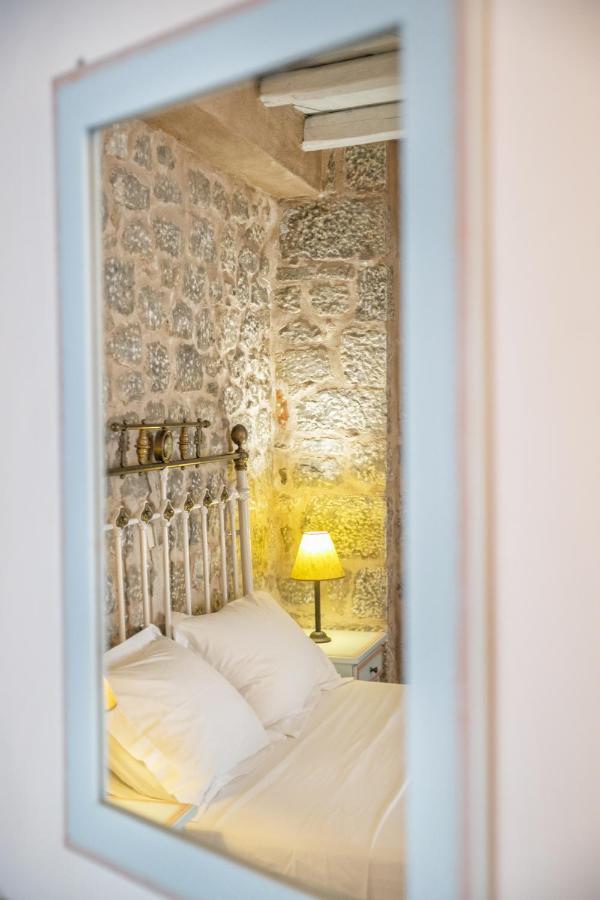 Trapela Areopolis, Boutique Hotel المظهر الخارجي الصورة